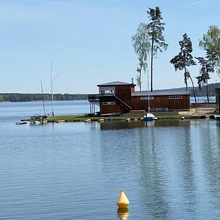 V Lakeparku